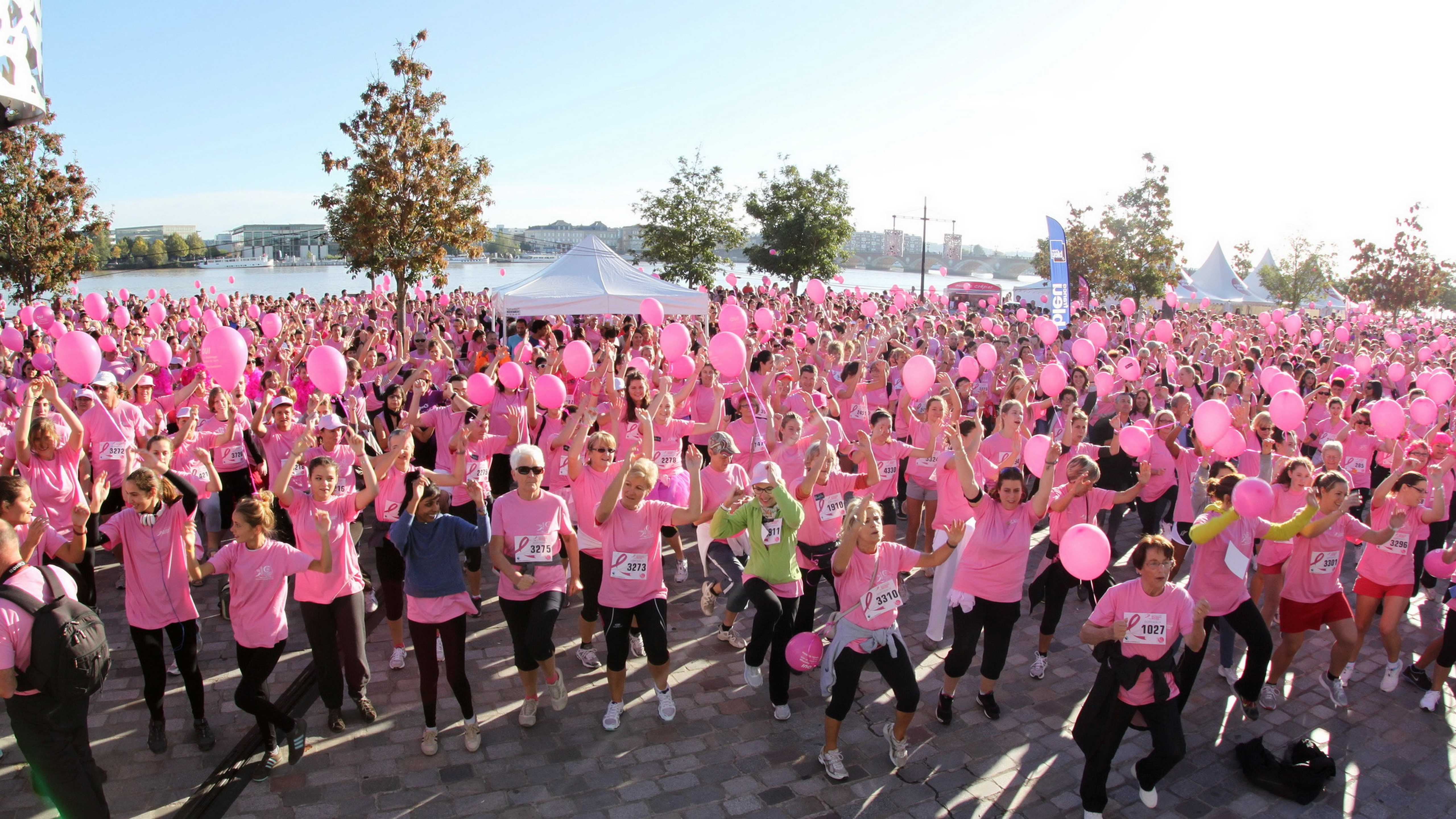 Sensibiliser au dépistage du cancer du sein avec le "Challenge du Ruban rose" à Bordeaux I Crédit photo : DR Sensibiliser au dépistage du cancer du sein avec le "Challenge du Ruban rose" à Bordeaux