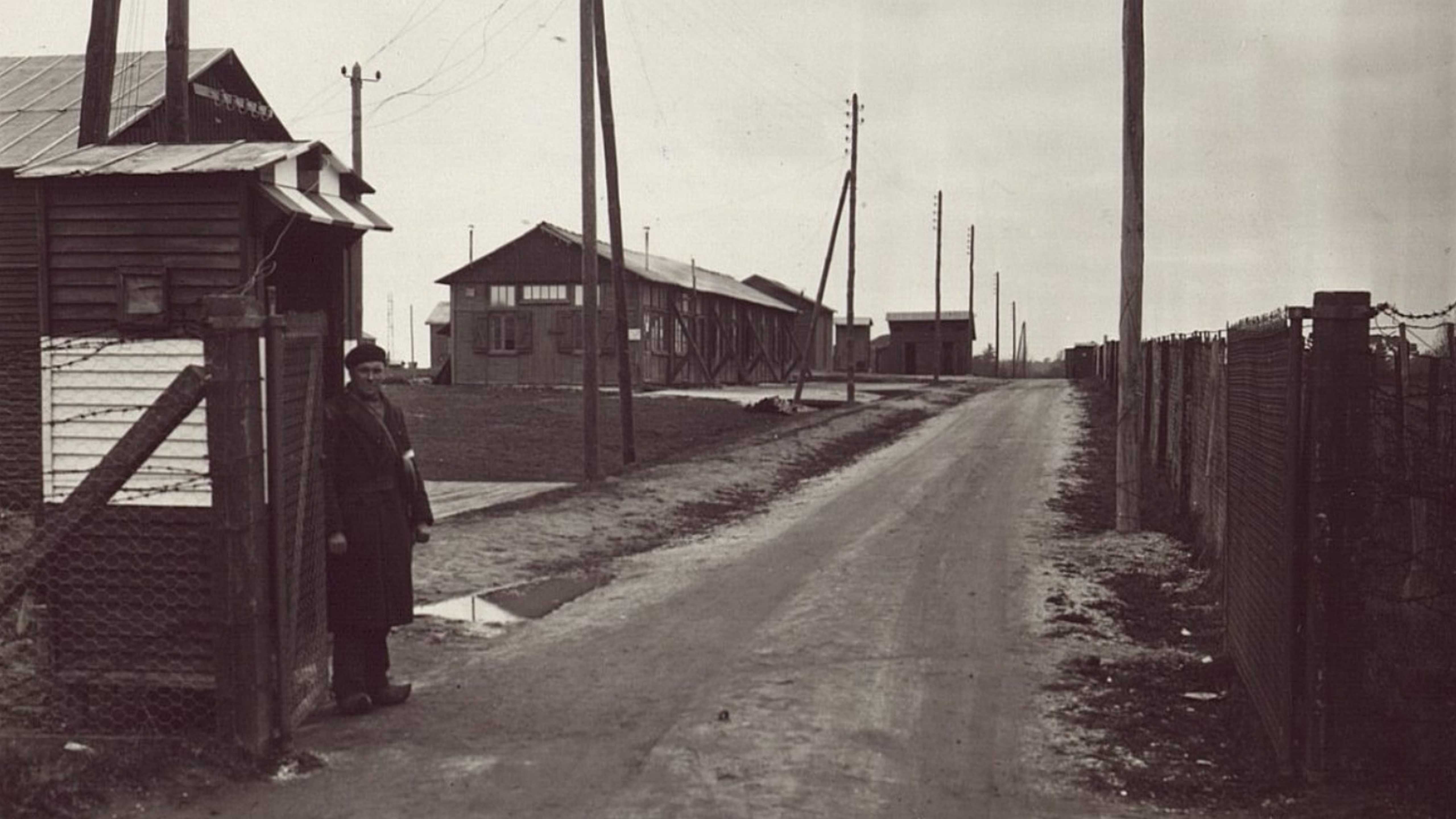 Bordeaux : Aux Archives départementales, une exposition pour se souvenir du camp d'internement de Mérignac 1940-1944