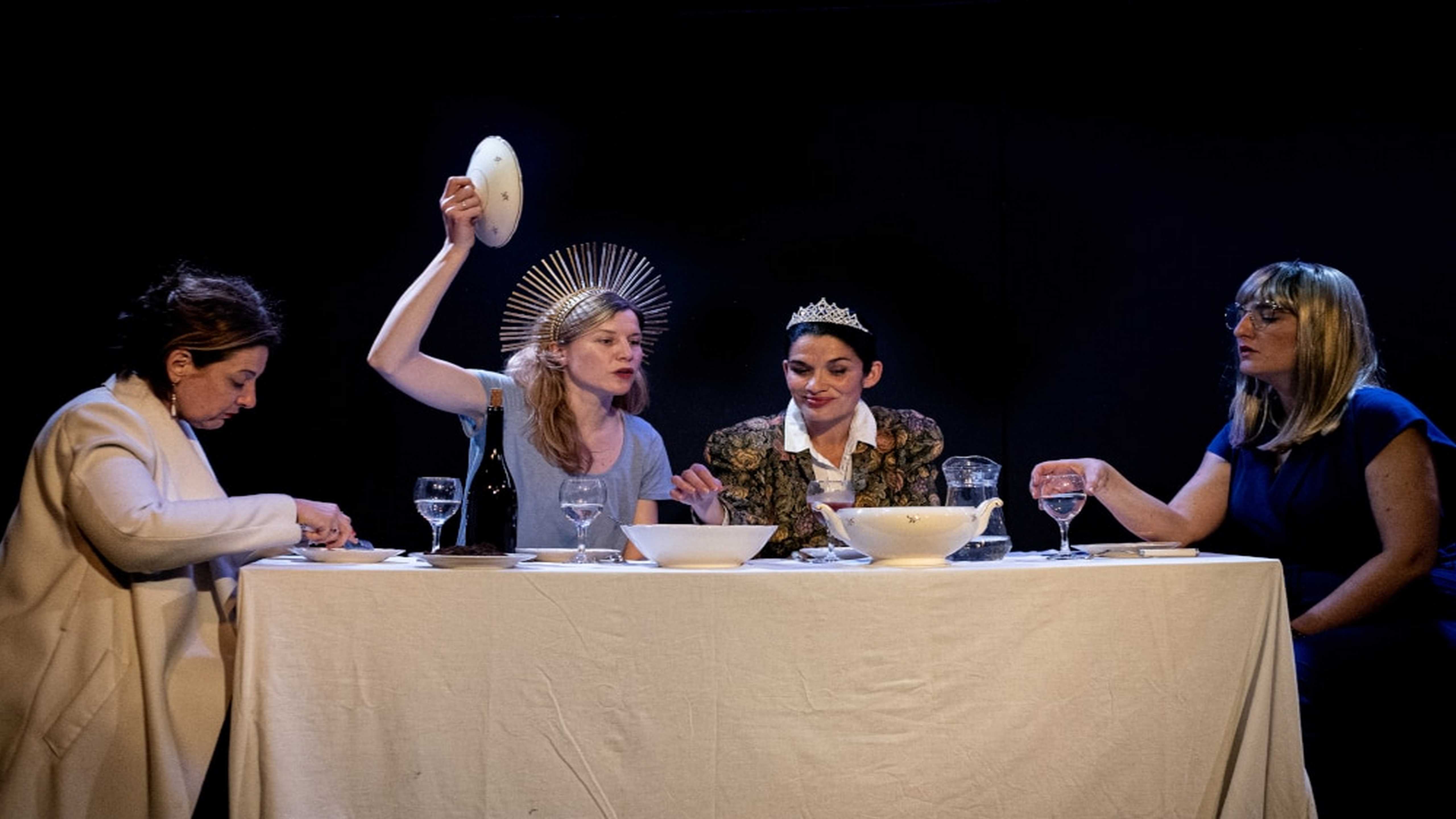 Bordeaux : "Femmes de Boue", un spectacle au Théâtre des Beaux-Arts